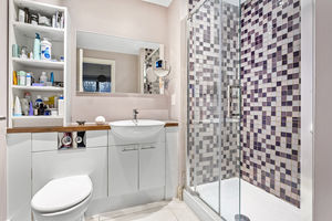 Photo 16- click for photo gallery